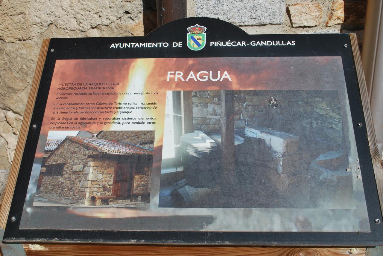 Posada La Fragua Gandullas Bagian luar foto